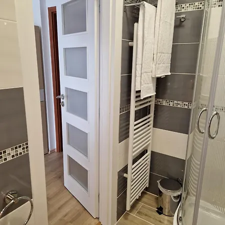 Exclusive Lipno Wellness & Lejlighed Frymburk